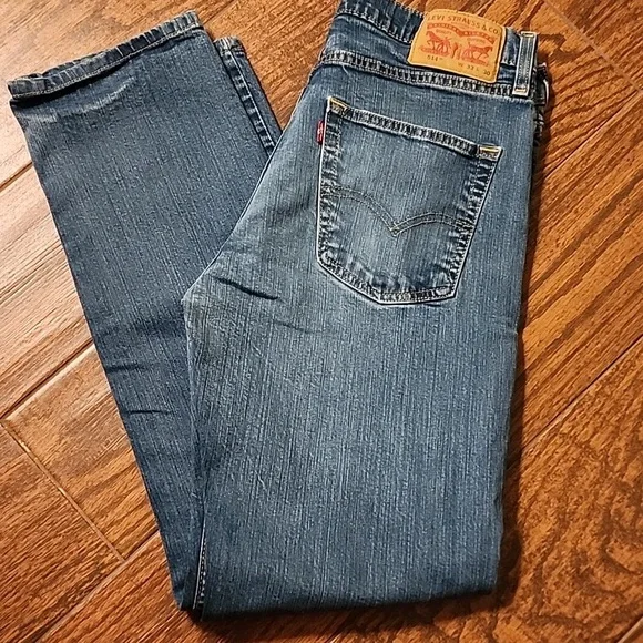 Levi's Men's 514 Straight Leg Jeans - Picture 5 of 6